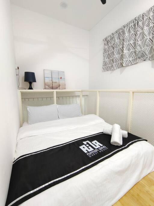 Rumah Aina Homestay Bukit Changgang Private Pool Kampong Melot Dış mekan fotoğraf