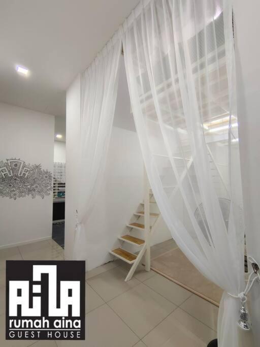 Rumah Aina Homestay Bukit Changgang Private Pool Kampong Melot Dış mekan fotoğraf